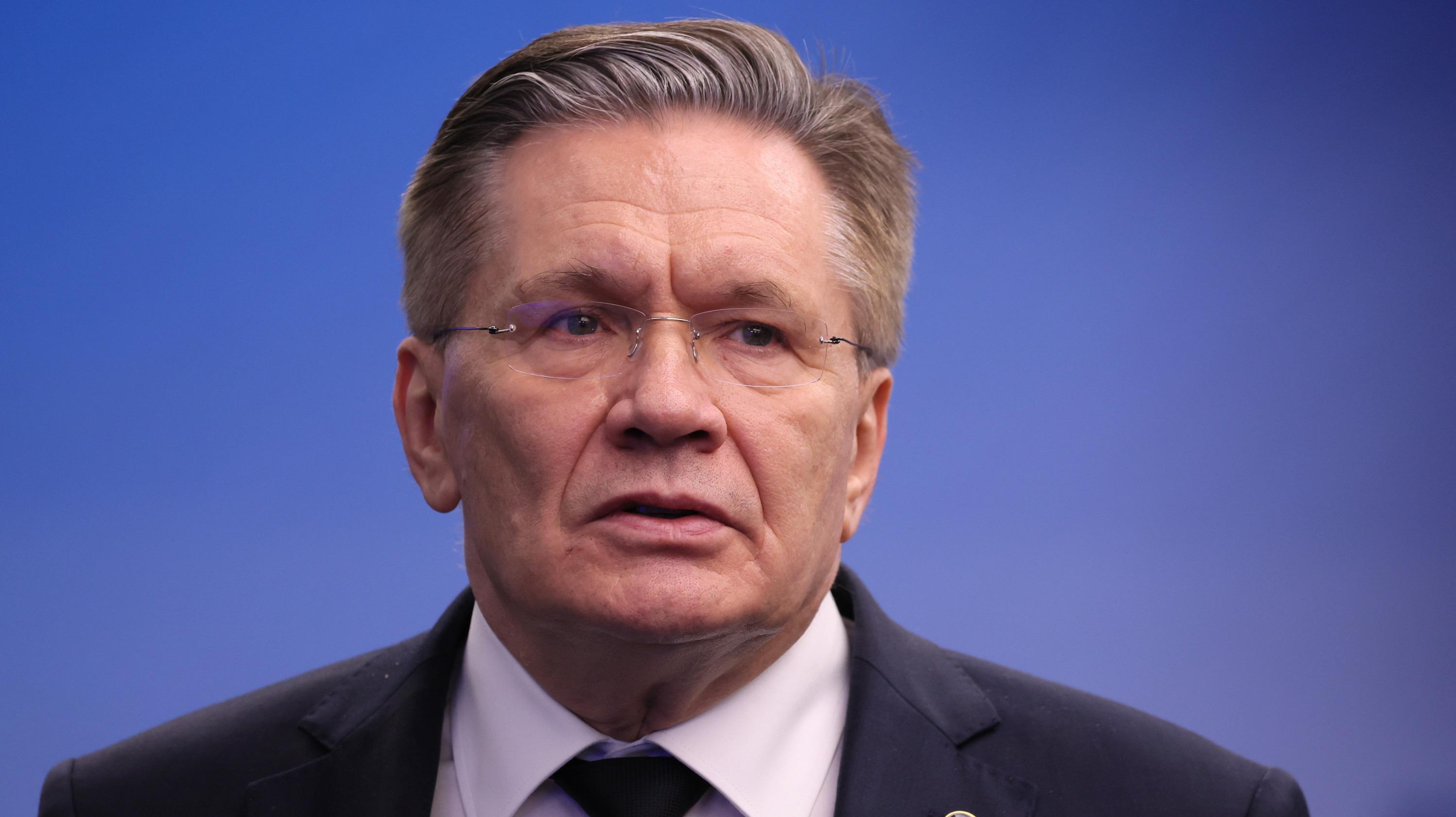 ?  Live: REFEED: Head of Rosatom Likhachev gives press approach in Jakarta