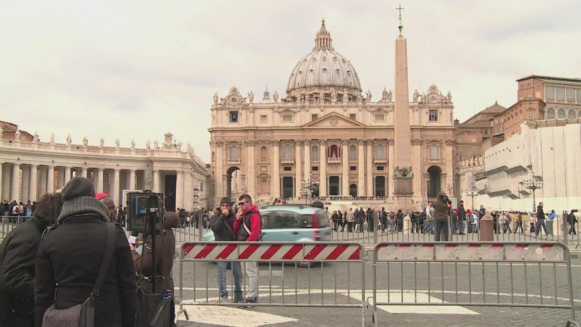 Italy: The first Pope-abilia hits the shops