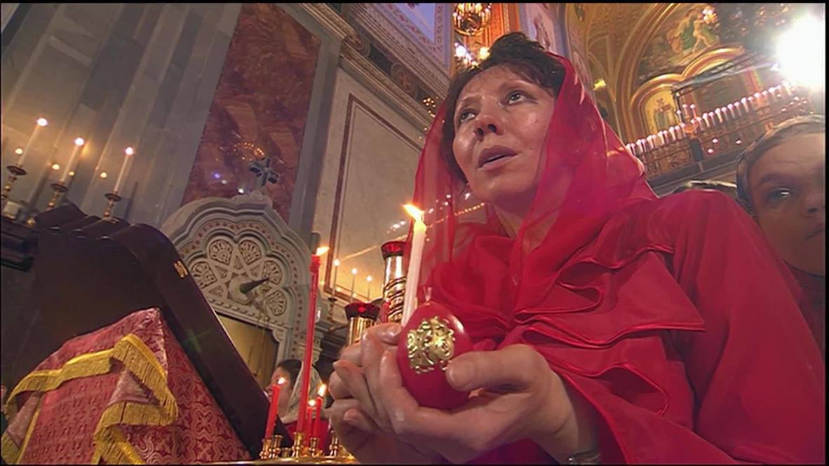 Russia: Putin attends Holy Fire ceremony in Moscow