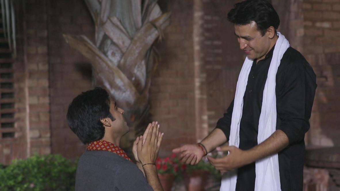 Pakistan: Love, Homosexuality and the Taliban in Pakistani 'Glee'