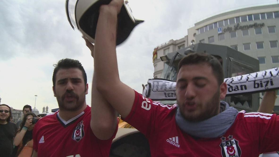 Turkey: Istanbul's protesters in Taksim Square hold "Tear gas festival"