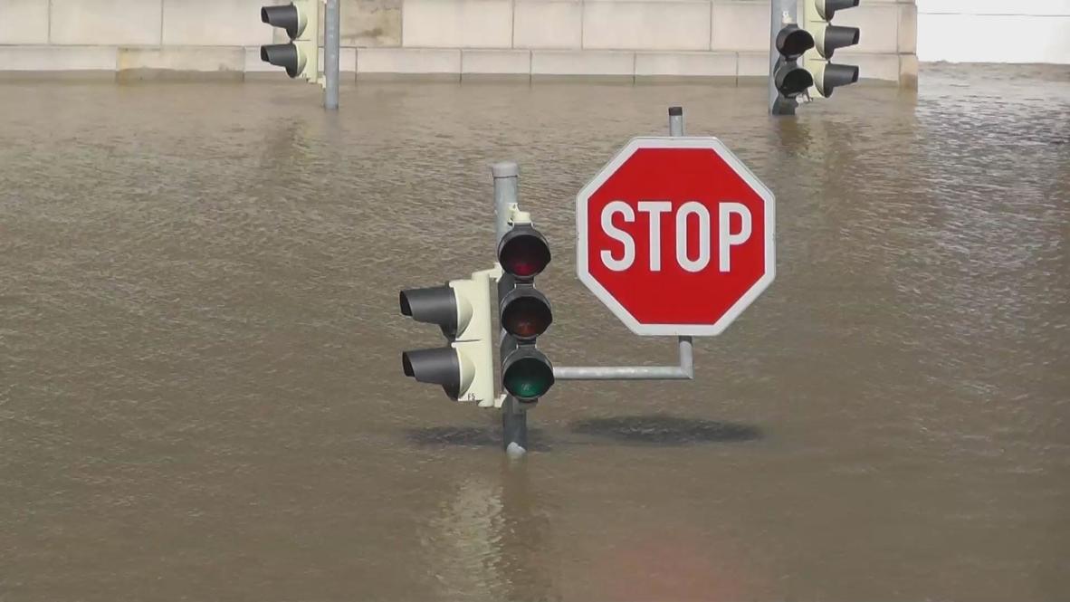 Germany: Hundreds of Dresden residents evacuated after floods