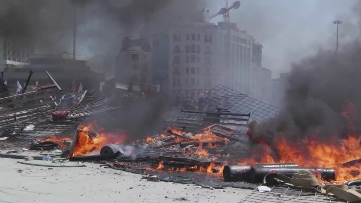 Turkey: Running battles in Taksim intensify