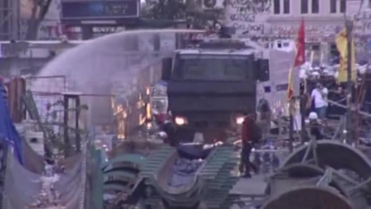 Turkey: Erdogan's "foul play" as Taksim is cleared