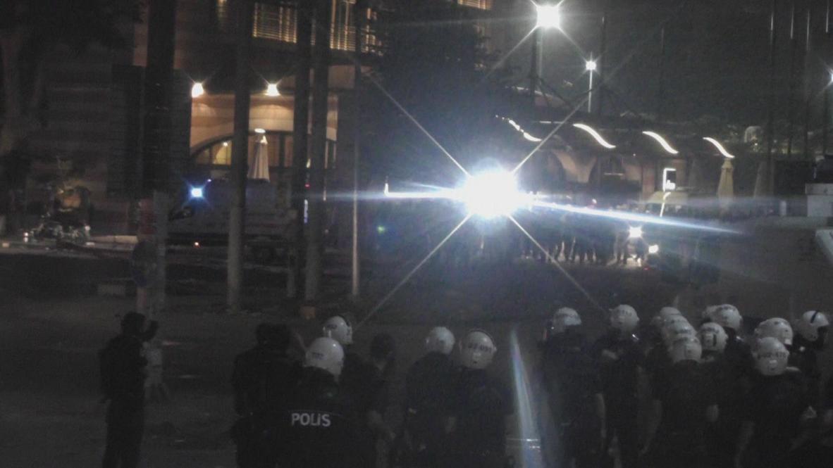 Turkey: Istanbul explosive as police attempt to cleanse city