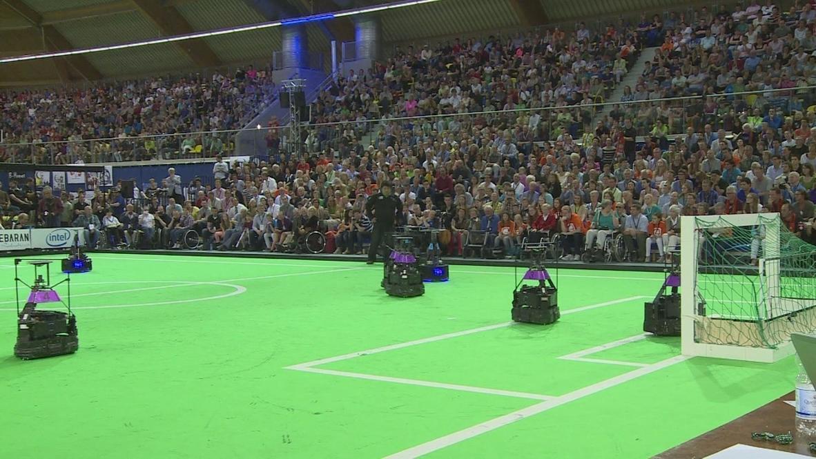 Netherlands: Robot football dominated by tech giants China