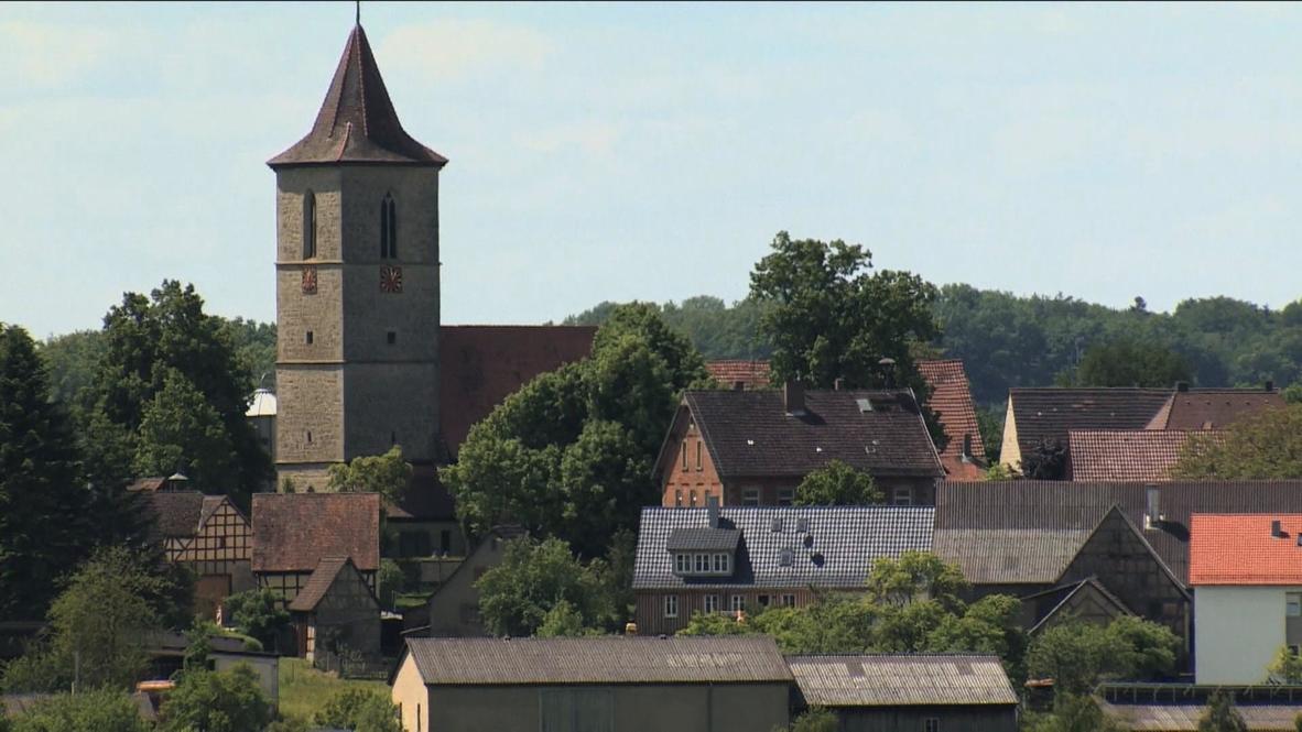 Germany: Where big banks go into crisis, localism thrives