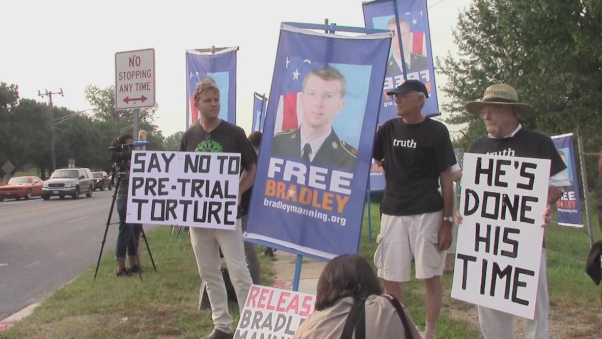 USA: Manning supporters rally as whistleblower is sentenced to 35 years