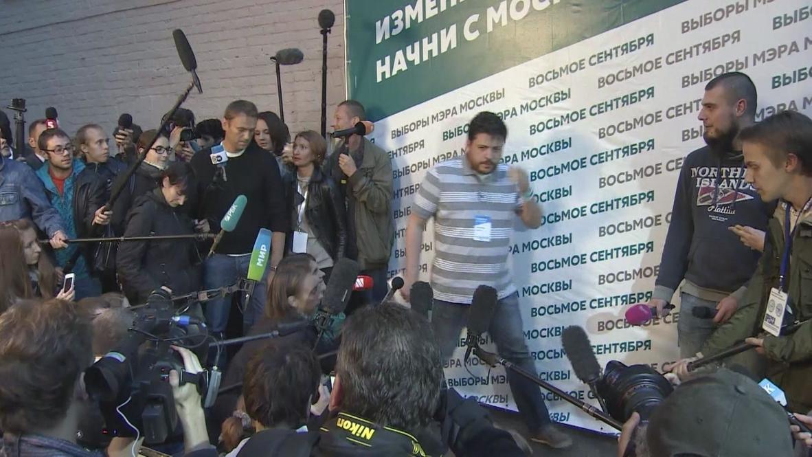 Russia: Alexei Navalny cries foul in Moscow mayor race