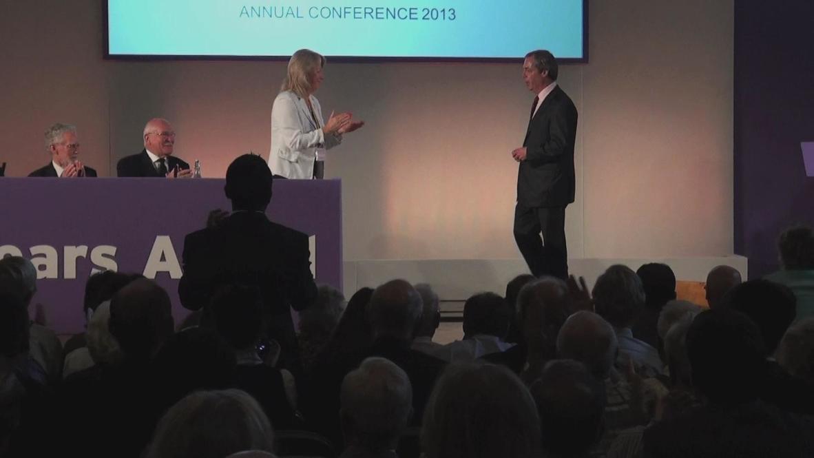 UK: Farage seeks to refocus UKIP after 'sluts' controversy