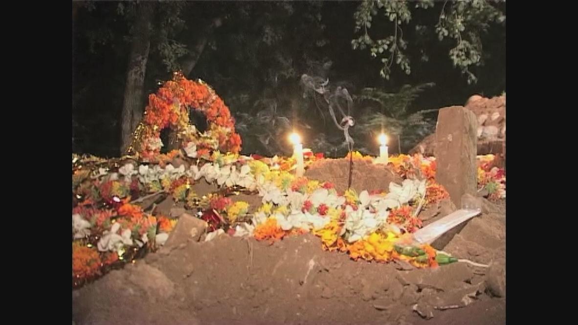 Pakistan: Christian bomb-blast victims buried in Peshawar
