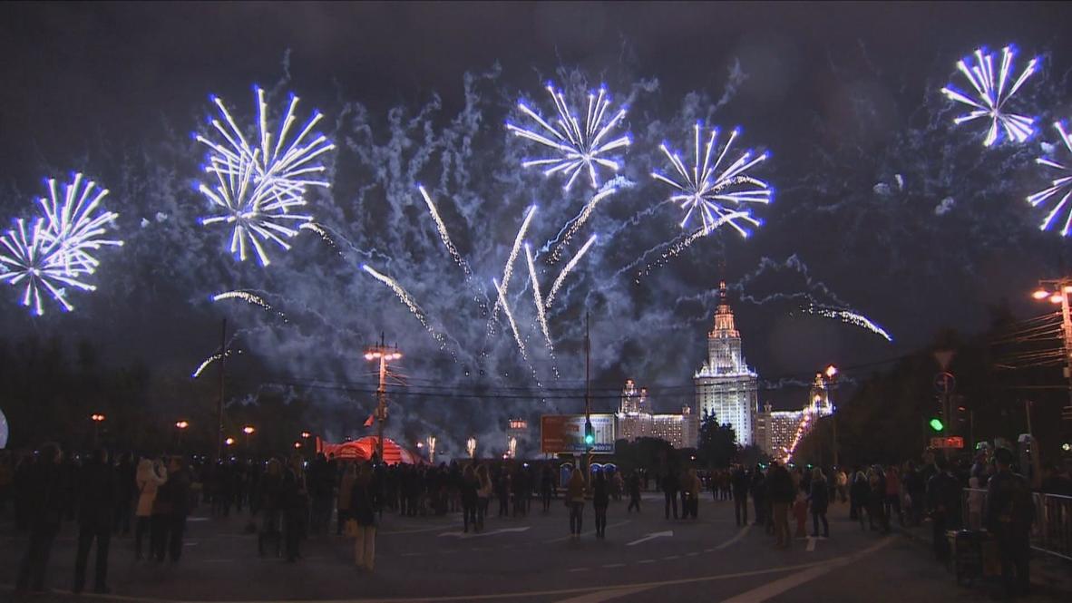 Russia: Record-breaking firework show kicks off 'Circle of Light' Festival