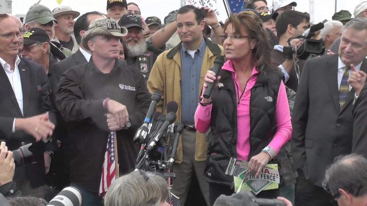 USA: Politicians join protesters in rally outside White House