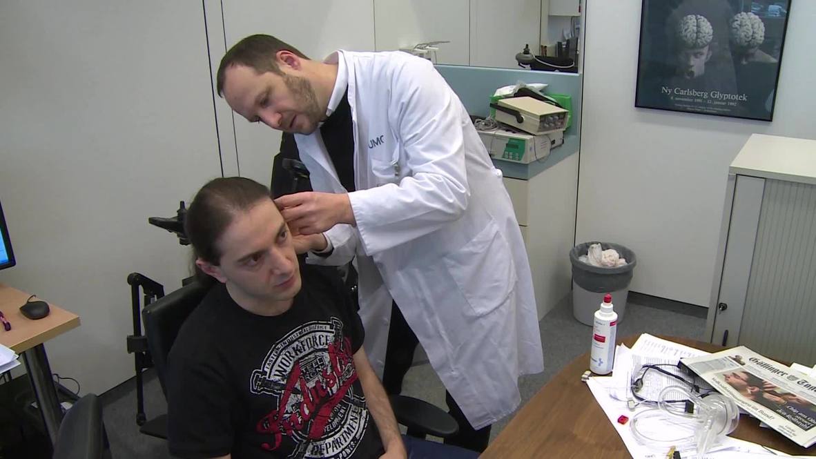 Germany: Wheelchair users play it by ear