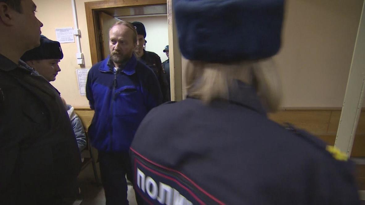 Russia: Canadian Greenpeace Arctic 30 activist Ruzycki bailed