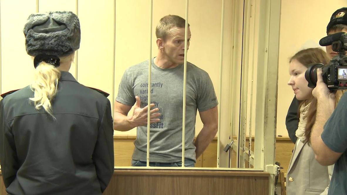 Russia: Dutch Greenpeace activist Ubels bailed with comrades
