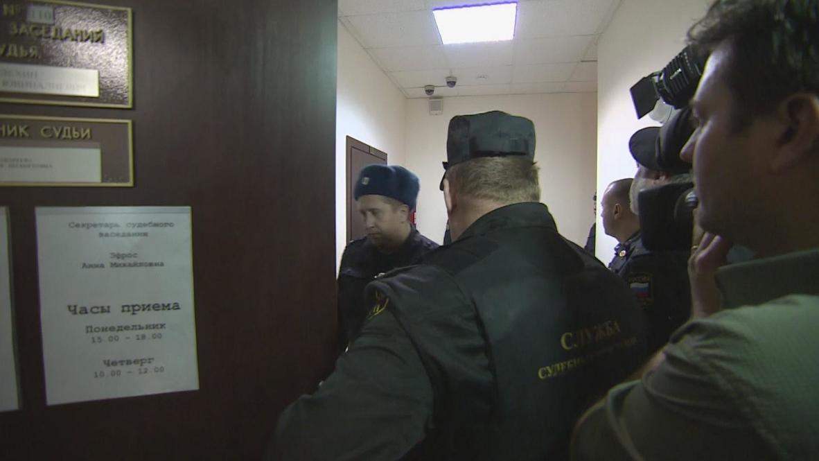 Russia: British Arctic 30 activist Iain Rogers granted bail