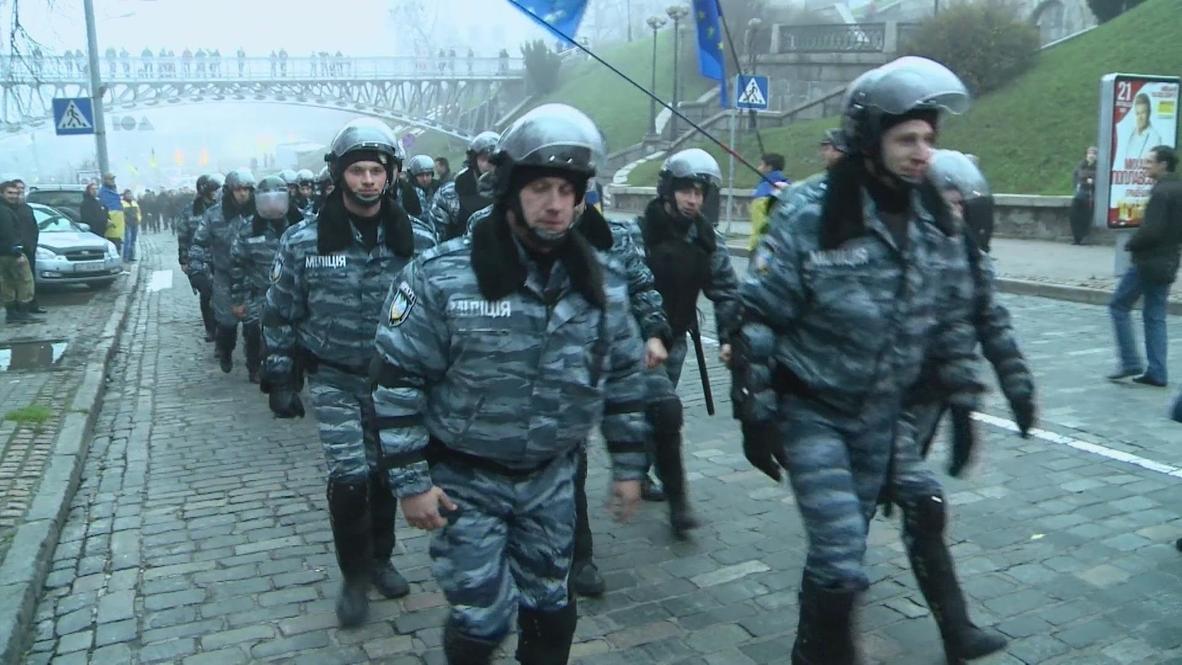 Ukraine: Pro-EU march attracts heavy police presence in Kiev