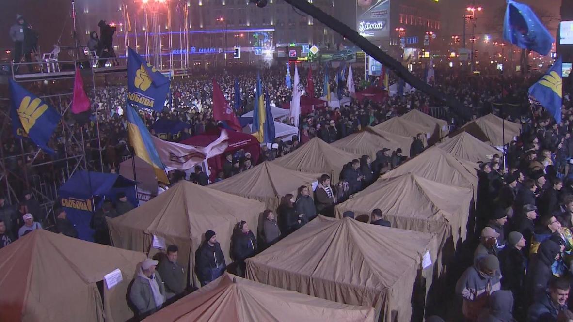 Ukraine: Protesters gather in Kiev tent city