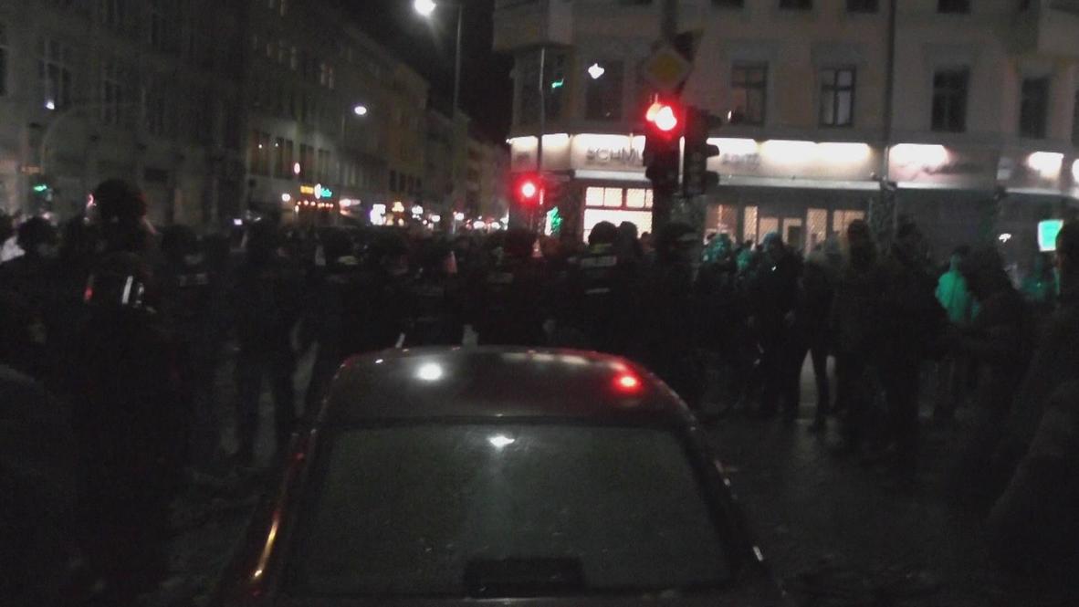 Germany: Police clearance of refugee camp sparks protest