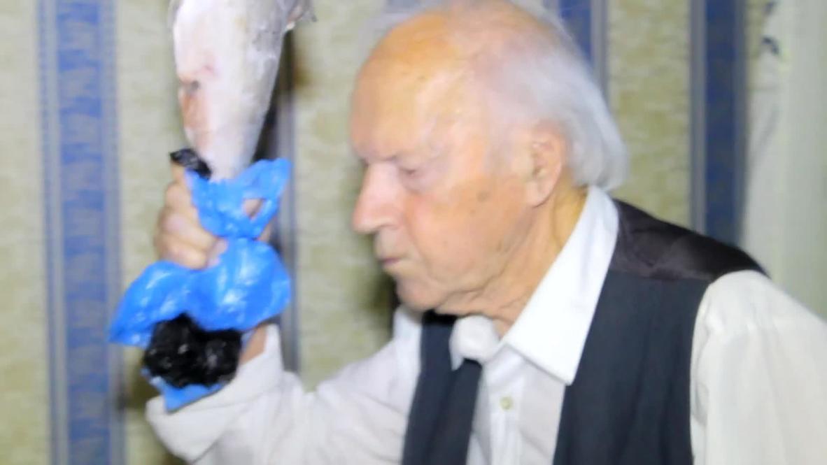 Russia: 101-year-old won't leave Olympic training to salmon else