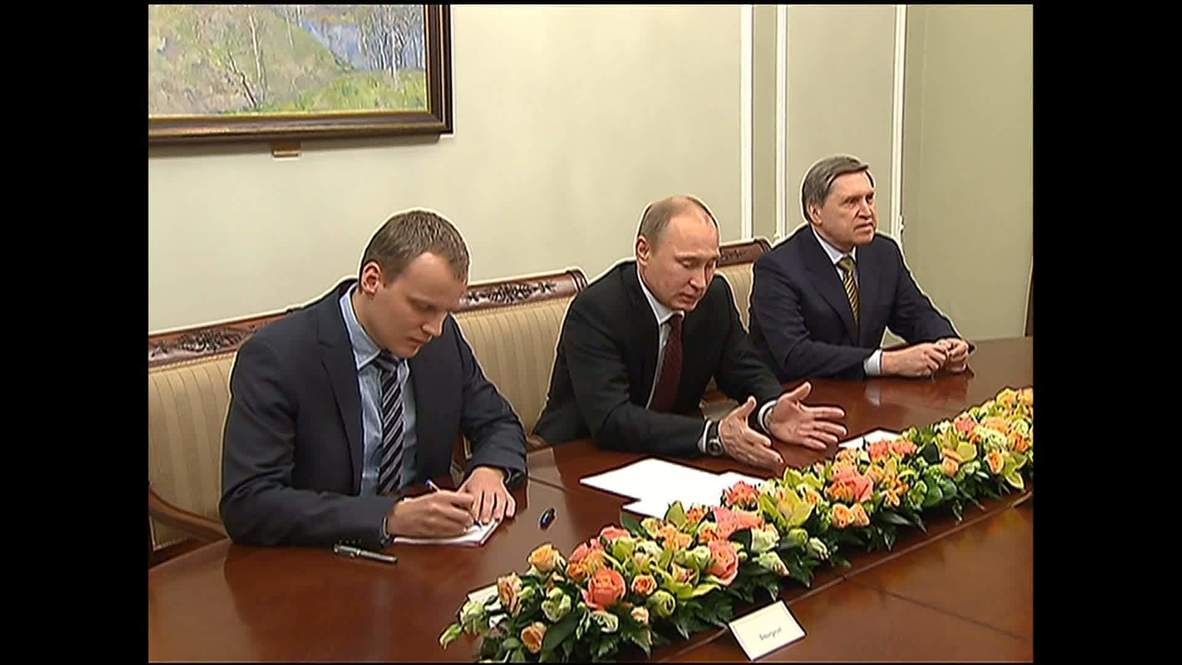 Russia: Putin meets former chancellor of West Germany