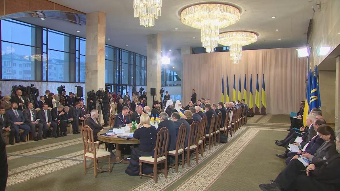 Ukraine: 'Never said we refuse to step down from the Euro' -Yanukovych