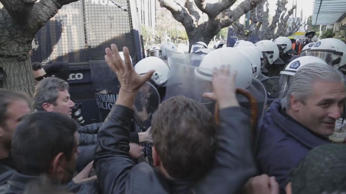 Greece: Farmers clash with riot police in Athens