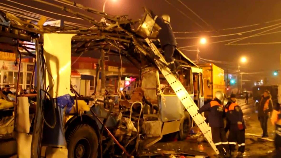 Russia: EMERCOM dismantle wreckage of bombed Volgograd bus