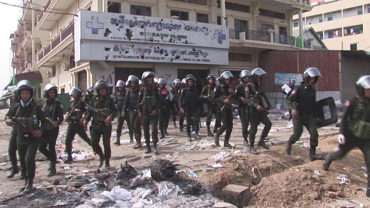 Cambodia: Military puts guns on the streets of Phnom Penh