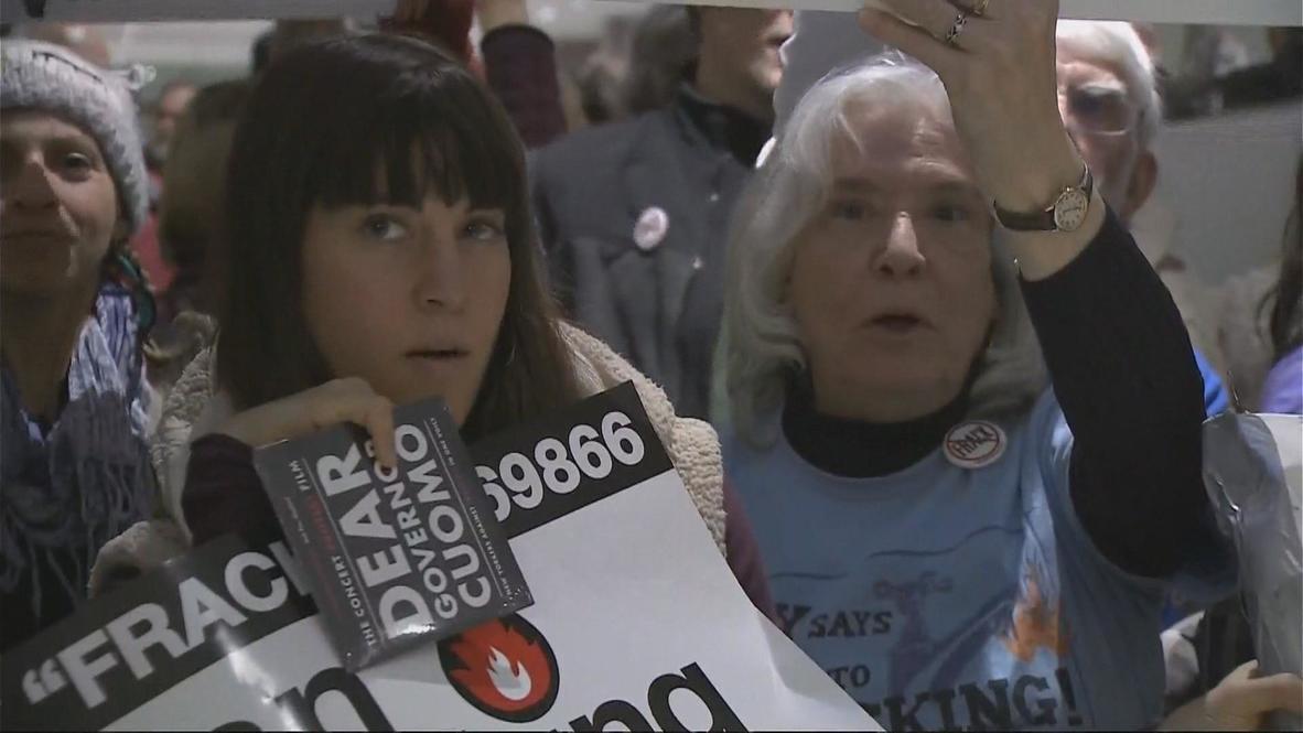 USA: Protesters tell Governor Cuomo "don't frack with our future"