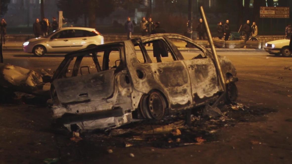 Bosnia and Herzegovina: Sarajevo simmers after day of violent unrest