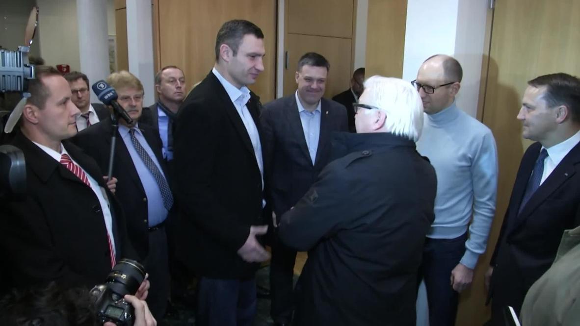 Ukraine: EU delegation meets Klitschko before Yanukovych