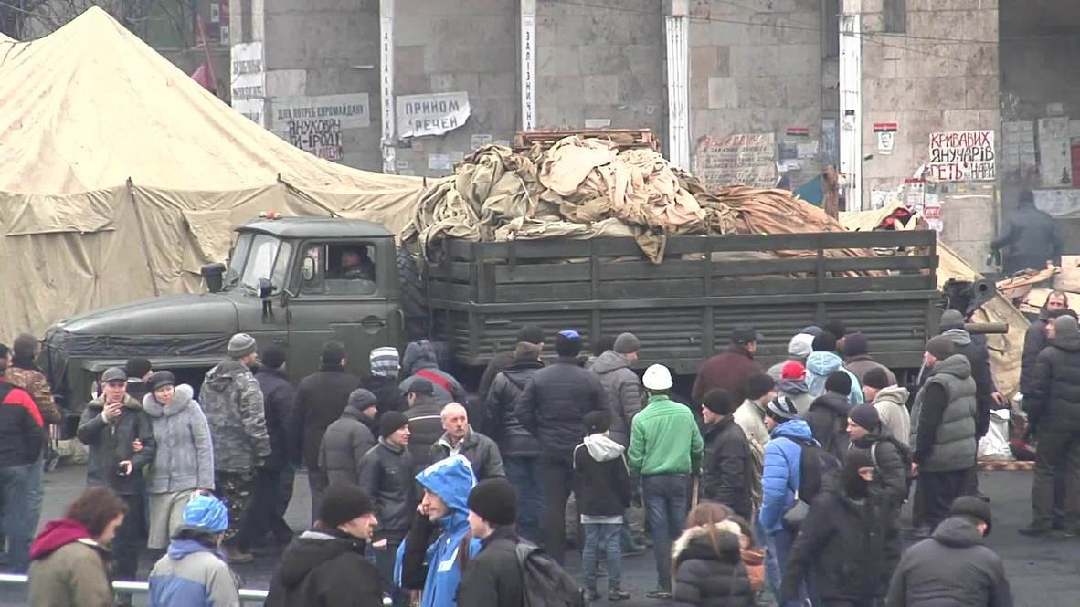 Ukraine: Flowers and candles cover Maidan on morning after Tymoshenko's visit