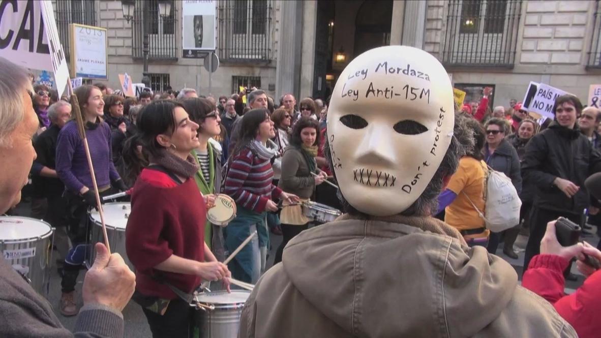 Spain: Thousands unite against Coca Cola, the Troika and more in Madrid