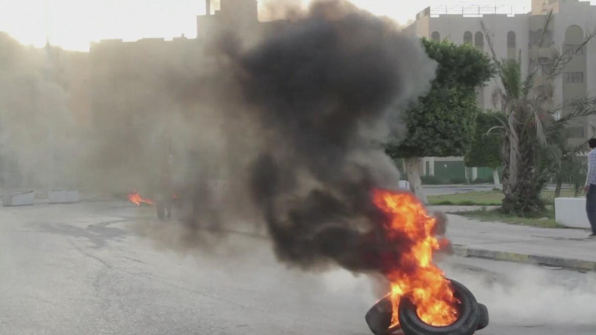 Libya: Killing of police officers sparks heated road blockades