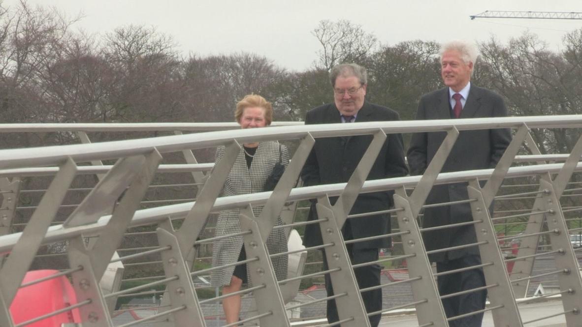 UK: Clinton tells Northern Ireland to 'finish the job'