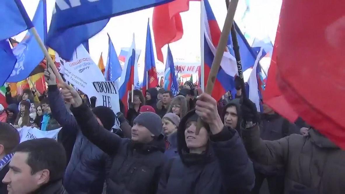 Russia: Thousands rally for Crimea in Kazan