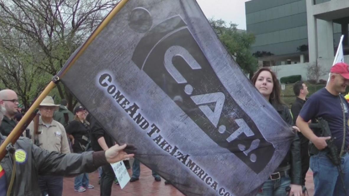 USA: Cocked, locked and ready to protest gun rights