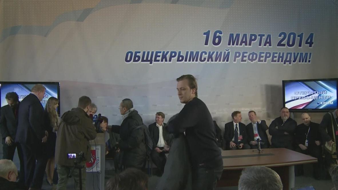 Ukraine: 'We didn't see any violations' - International observer of Crimea vote