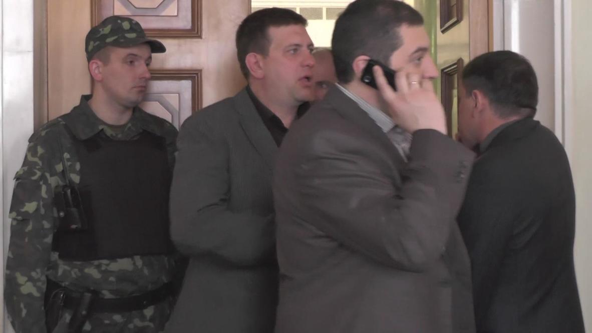 Ukraine: Svoboda leader says nationalism fuelling army recruitment
