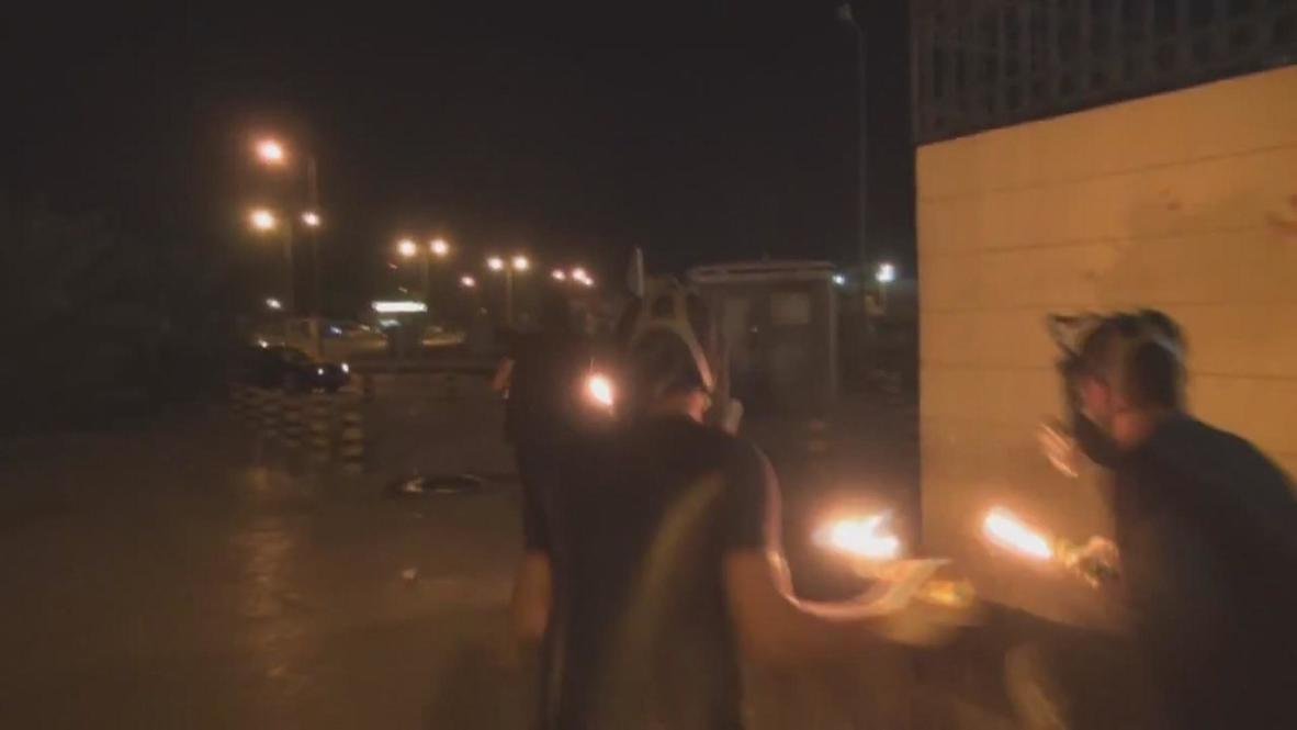 Bahrain: Sitra ablaze after protester's death