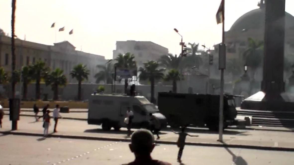 Egypt: Fierce clashes erupt leaving one dead