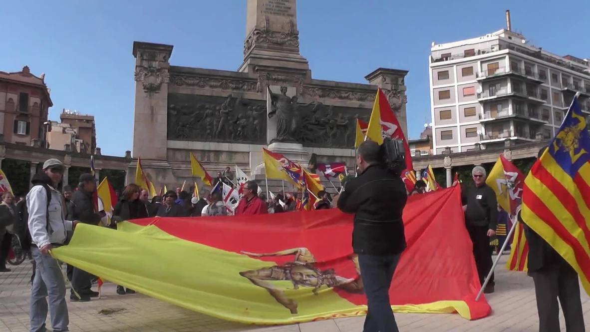 Italy: Sicilians march for independence from Rome