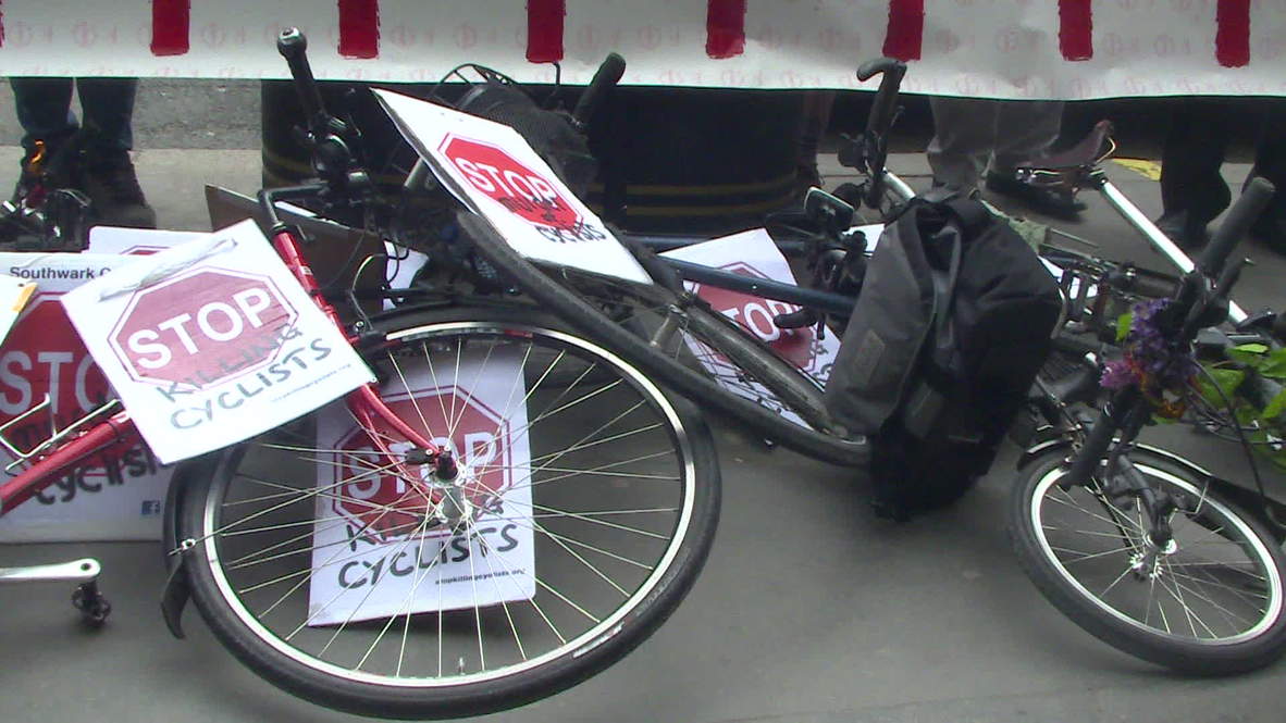UK: London cyclists take action over 54 dead under Cameron