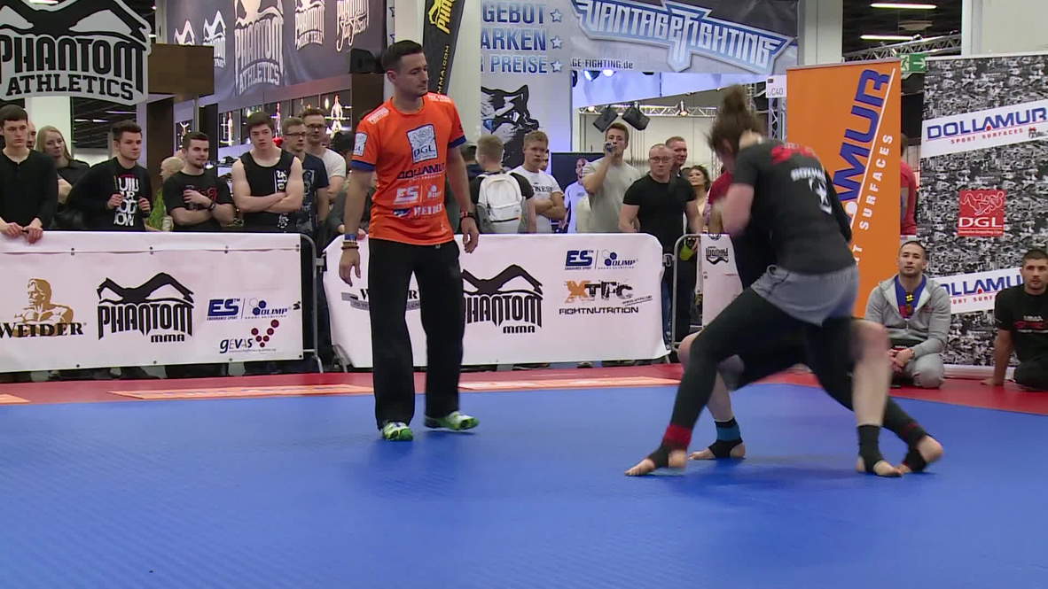 Germany: Women grapple to be crowned Queen of the Mat 2014