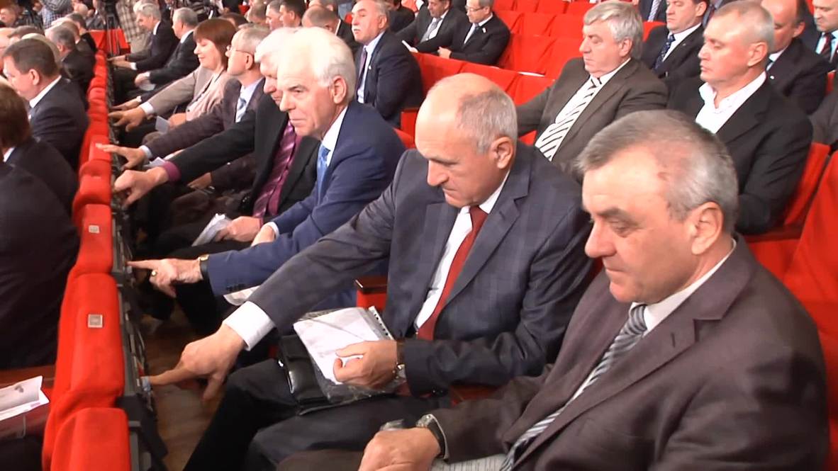 Russia: Crimean Parliament approves new constitution
