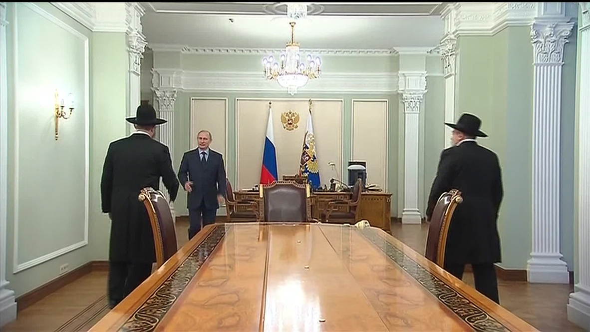 Russia: Putin meets heads of Russia's Jewish community