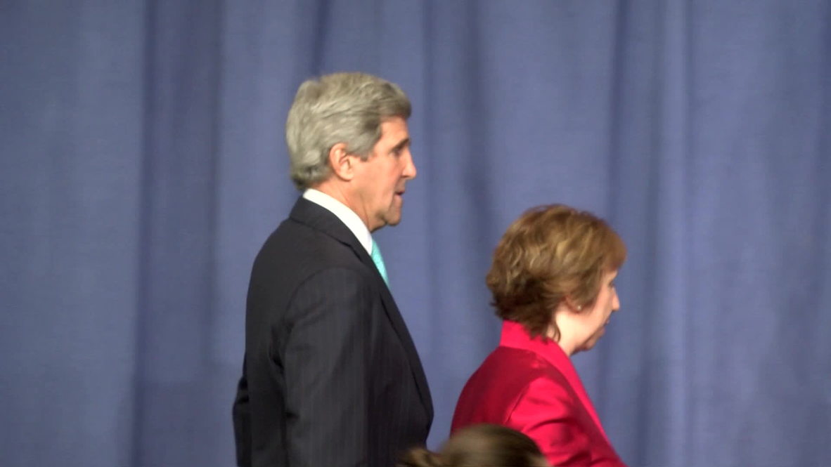 Switzerland: Kerry hopes for progress but threatens sanctions