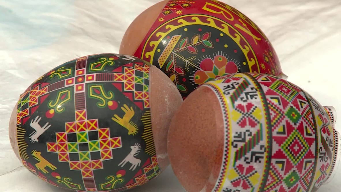 Ukraine: Easter comes to Maidan Square